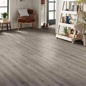 Light-Gray-Wood-Look-Flooring-UAE