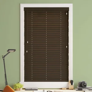 warm-walnut-horizontal-blinds-in-UAE